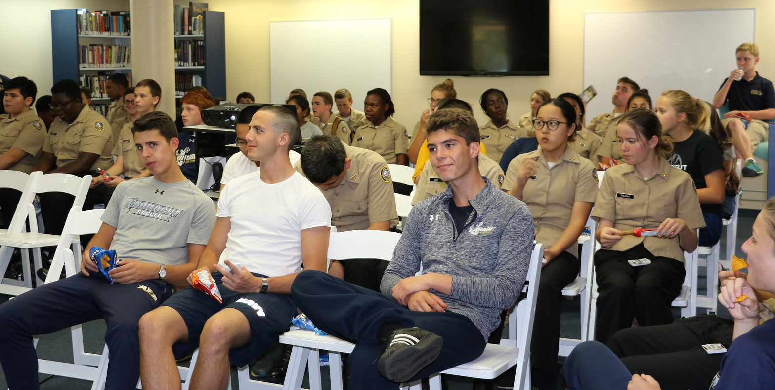 海洋专家拜访正规赌博软件推荐谈论微塑料