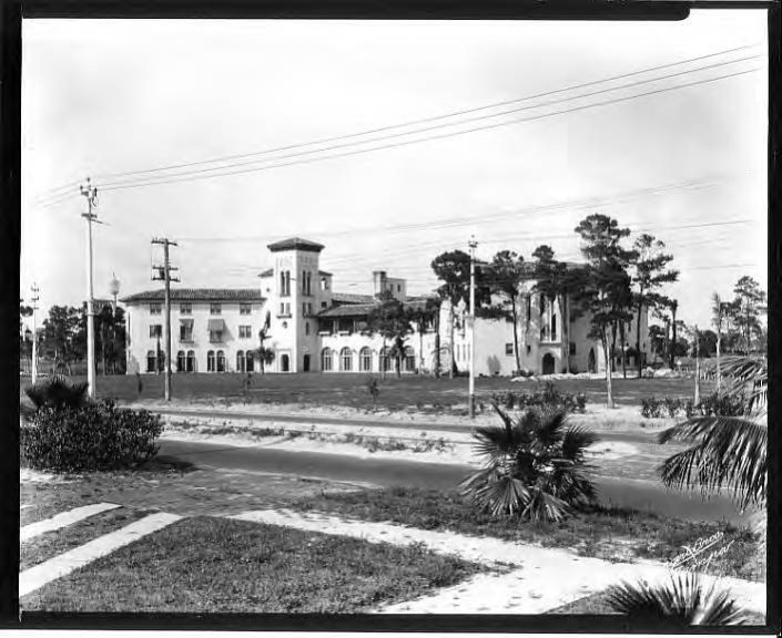 丛林乡村俱乐部酒店, 1926 – Burgert Brothers