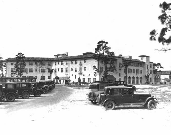 Jungle Country Club 1927 – Burgert Brothers