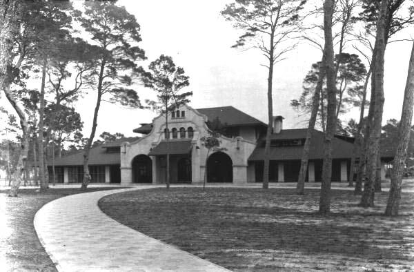 Davista club house, torn down in 1925