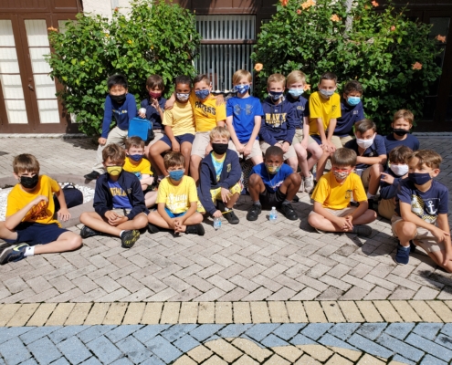 上周是法拉古特海军上将学院的精神周。 我们的低年级学生通过四个主题日的装扮展示了他们的精神。 上周是法拉古特海军上将学院的精神周。 我们的低年级学生通过四个主题日的装扮展示了他们的精神。